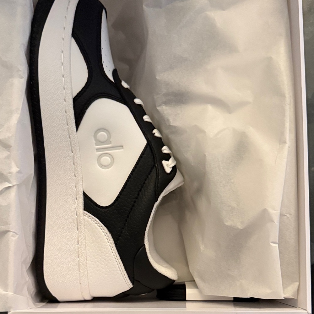 ALO Yoga Black and White Athletic Sneakers - Picture 2 of 3